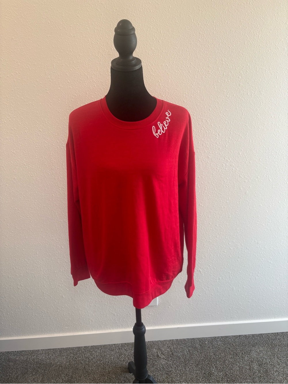 Red 'believe' Crewneck Sweatshirt